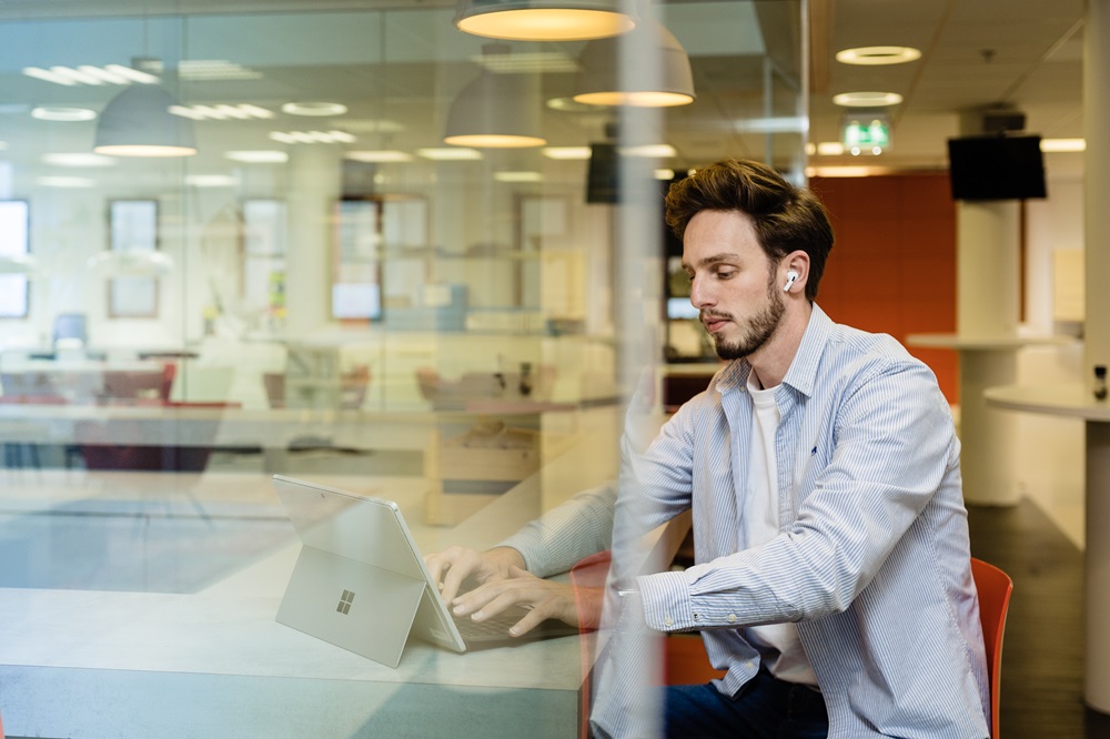 In deze blog leggen we uit wat de voordelen en mogelijkheden zijn van een traineeship Financieel Adviseur.